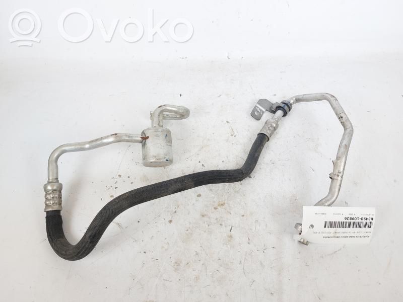 Renault Clio V Ilmastointilaitteen putki (A/C) 