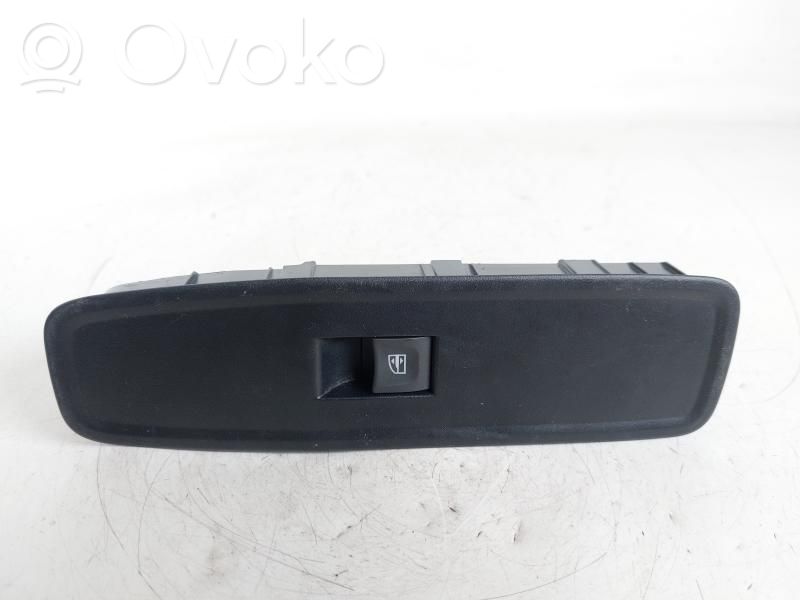 Renault Kangoo III Przyciski szyb 