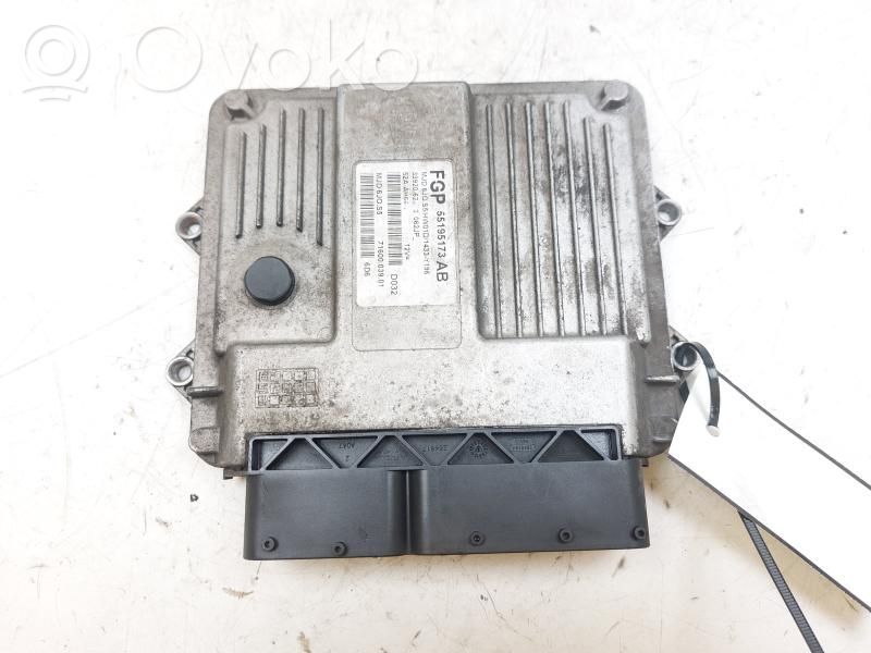 Suzuki Swift I Engine control unit/module 