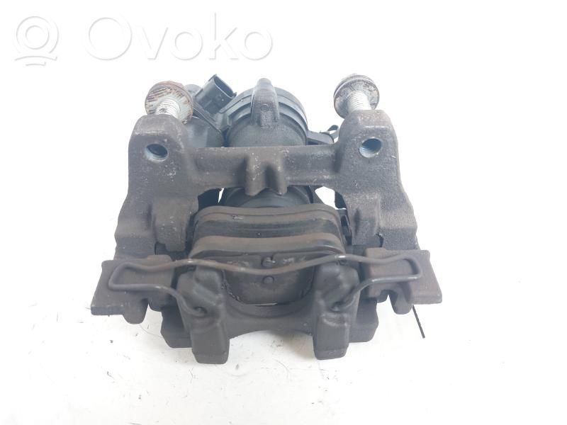 Etujarrusatula   GV612D251B,GV612D251B