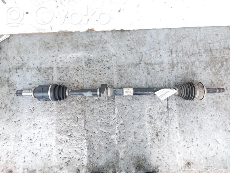 Toyota Auris E180 Eje de transmisión delantero 