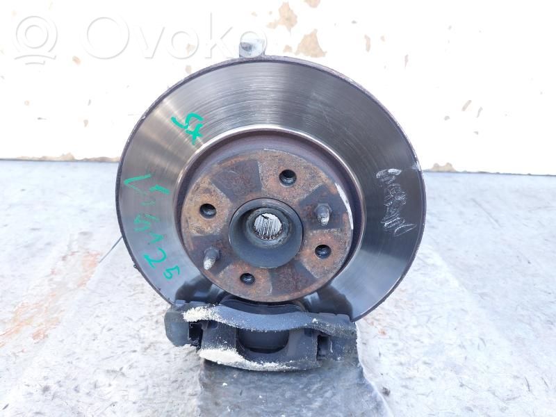 Lancia Musa Cubo de rueda delantera 