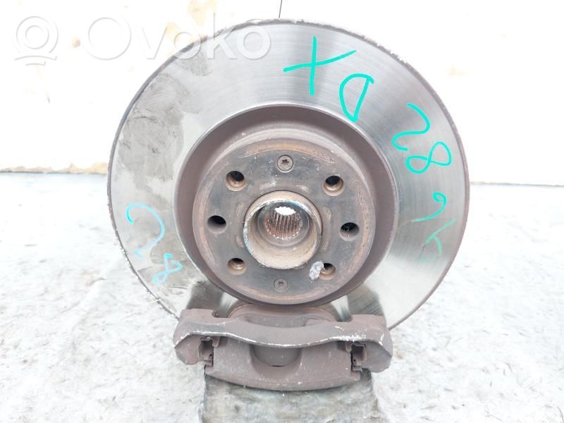 Fiat Grande Punto Cubo de rueda delantera 