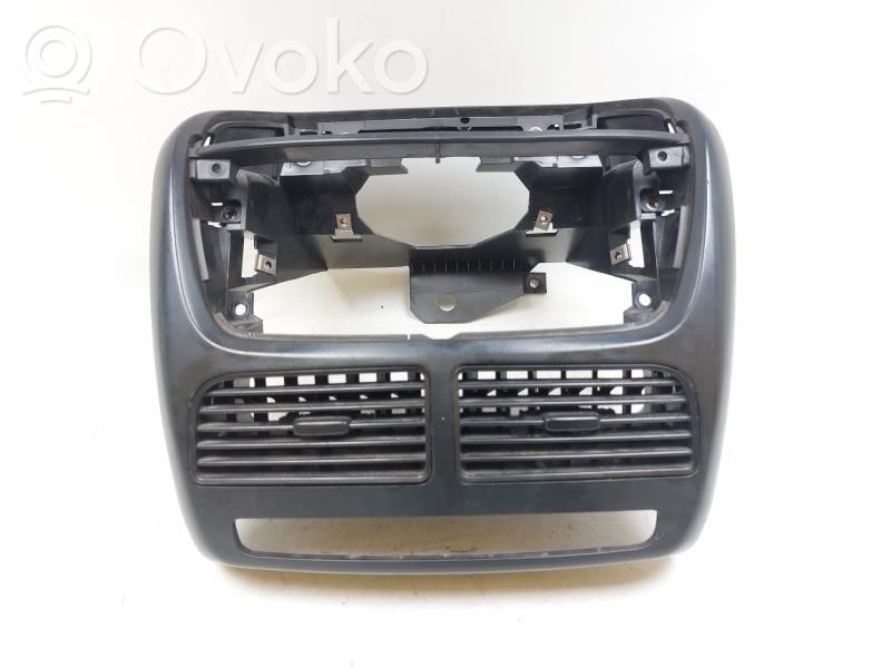 Fiat Doblo Dekoratyvinė apdaila 