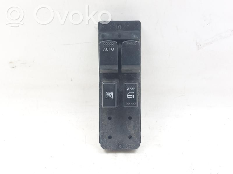 Suzuki Swift I Electric window control switch 