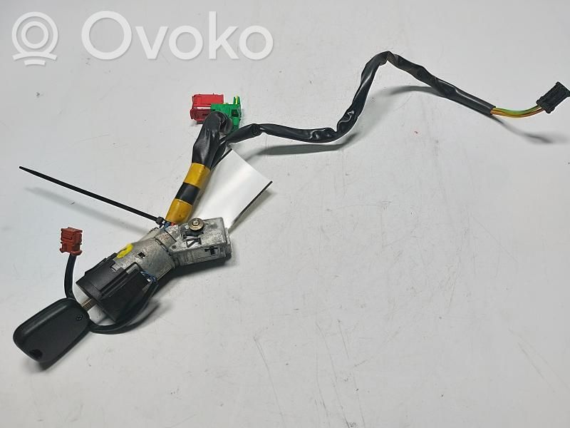 Citroen C3 Užvedimo spynelė 