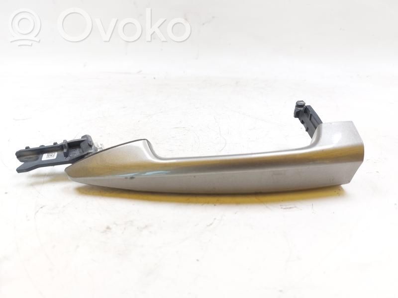 BMW 2 F46 Manecilla externa puerta delantera 