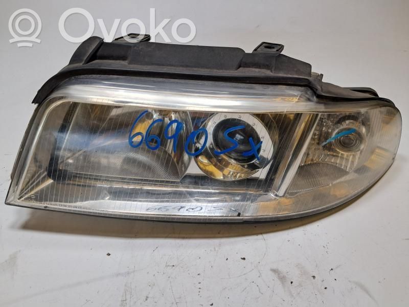 Audi A4 S4 B5 8D Scheinwerfer 