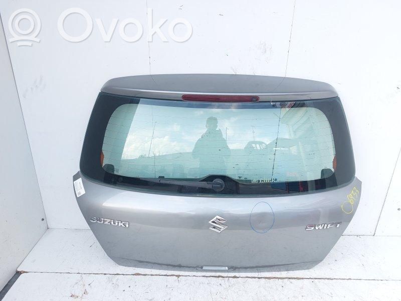 Suzuki Swift I Puerta del maletero/compartimento de carga 