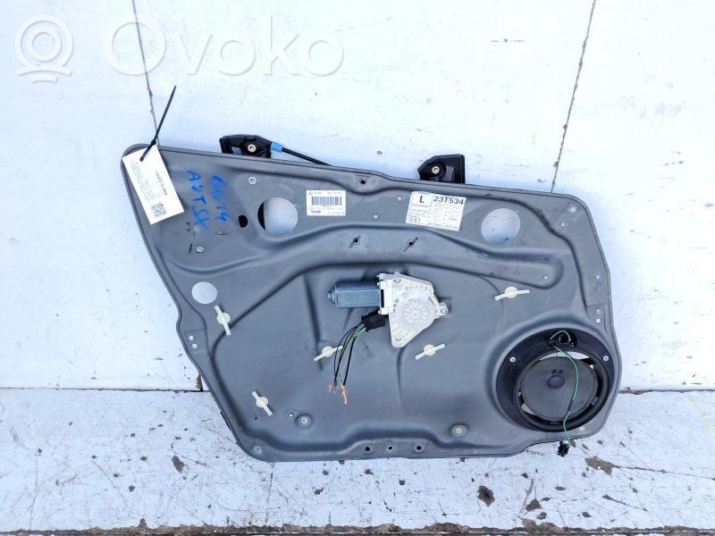 Mercedes-Benz A W169 Macara ușă față cu motor