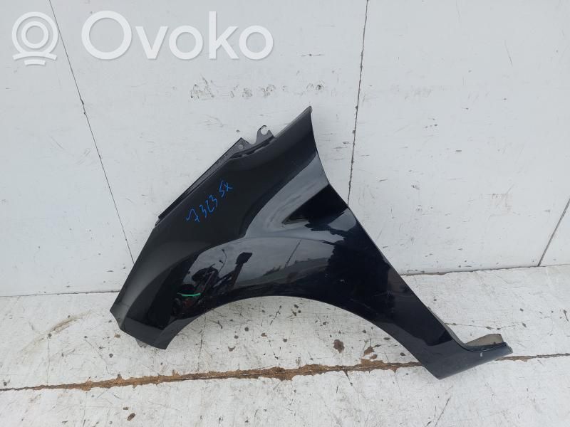 Ford Fiesta Priekšpusē bampera stūra daļa 