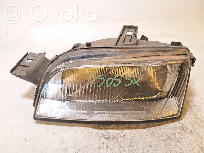 Fiat Punto (176) Lampa przednia 
