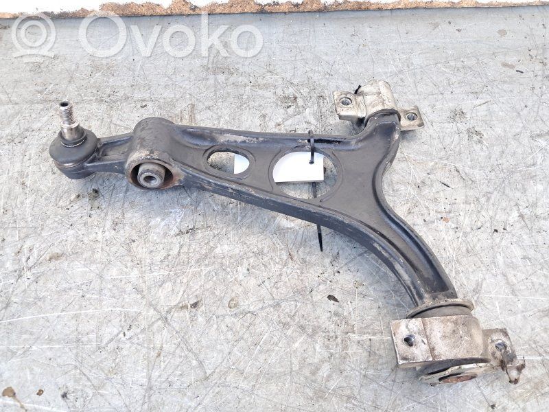 Alfa Romeo 147 Dolny wahacz przedni 