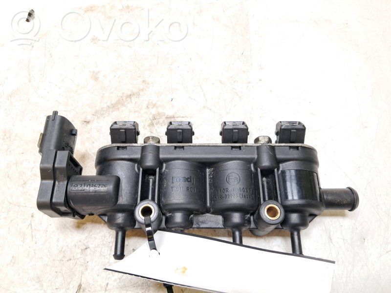 Volkswagen Golf Plus Tubo principal de alimentación del combustible 