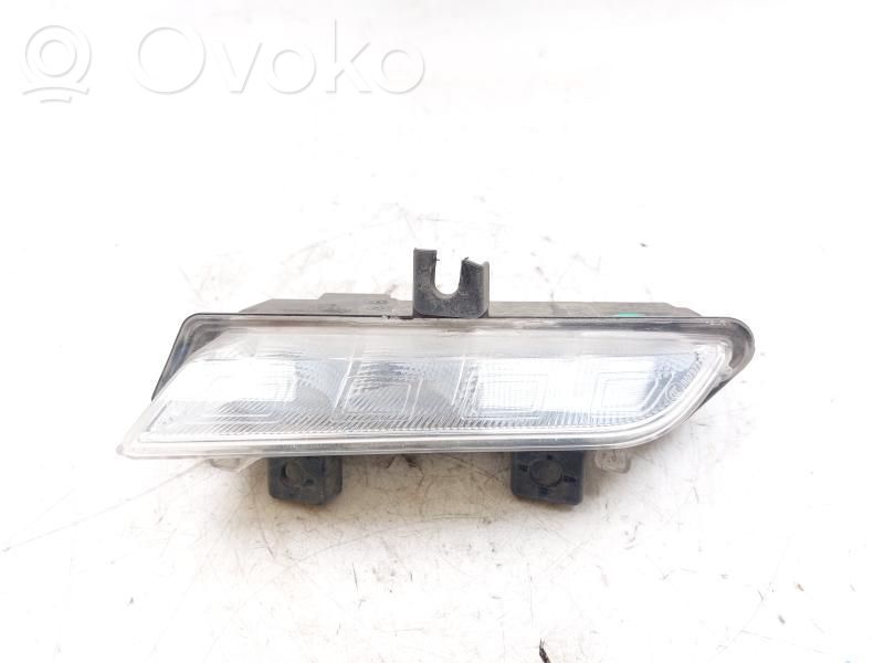 Renault Clio IV Headlight/headlamp 