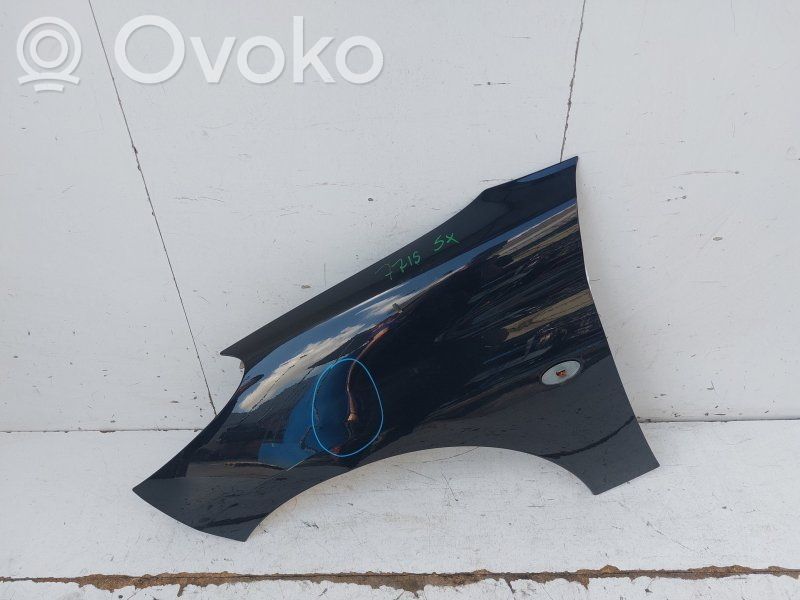 Peugeot 206+ Kampinė priekinio bamperio dalis 