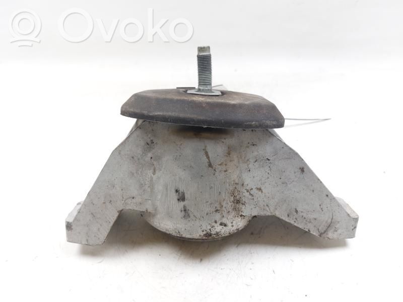 KIA Sportage Engine mount bracket 
