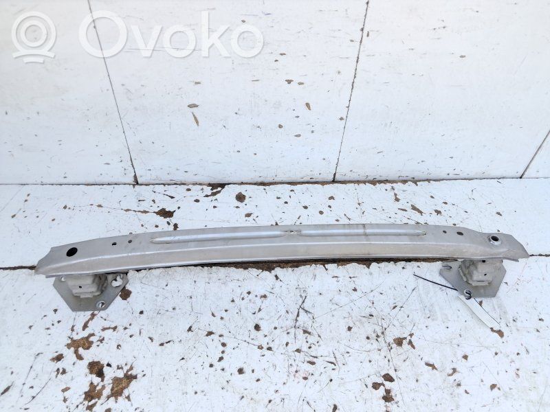 Peugeot 208 I Travesaño del parachoques trasero 