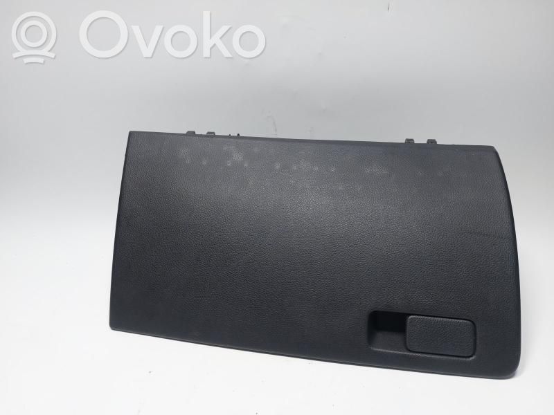 KIA Stonic Handschuhfach 