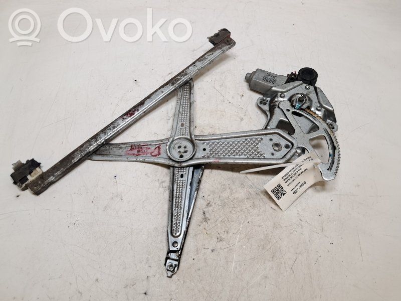 Toyota Yaris Macara ușă față cu motor 