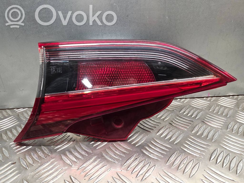 Tailgate rear/tail lights   13623,22641897