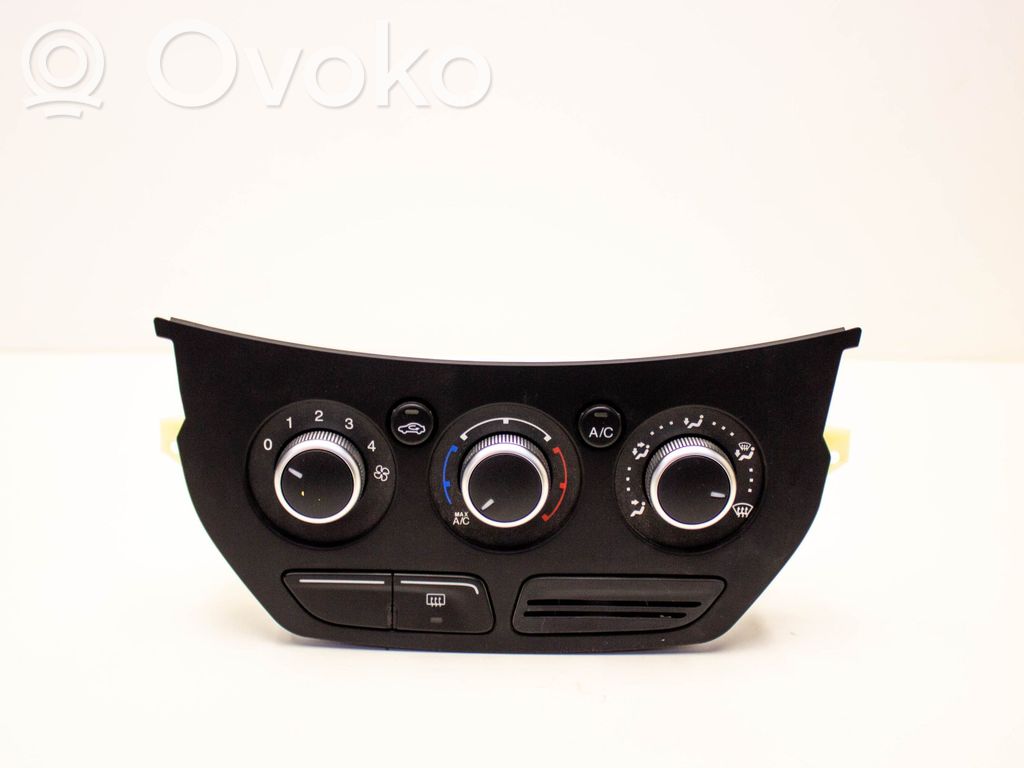 Ford Kuga II Interior fan control switch 