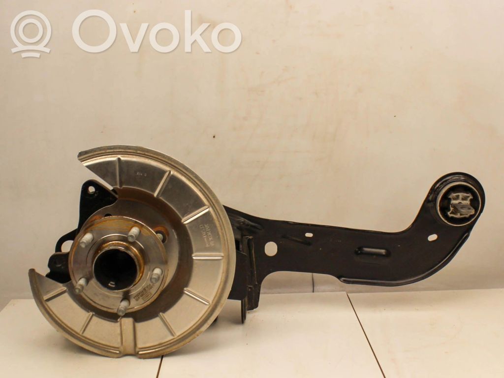 Ford Kuga III Cubo de rueda trasera 