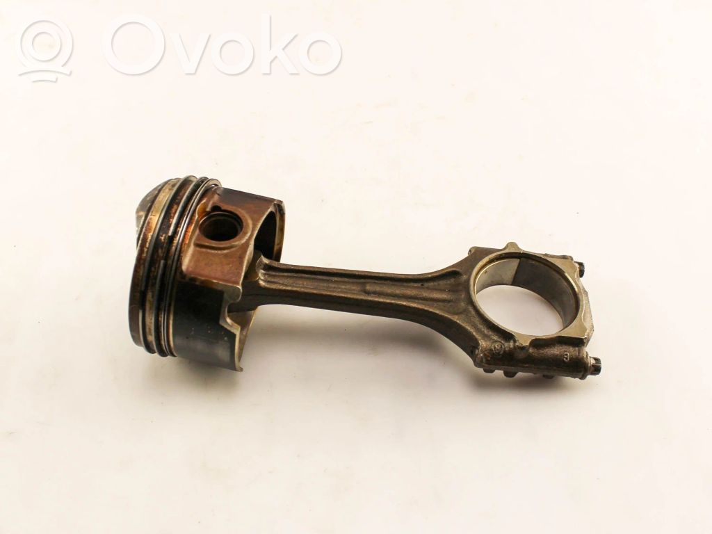 Audi A4 S4 B8 8K Piston 