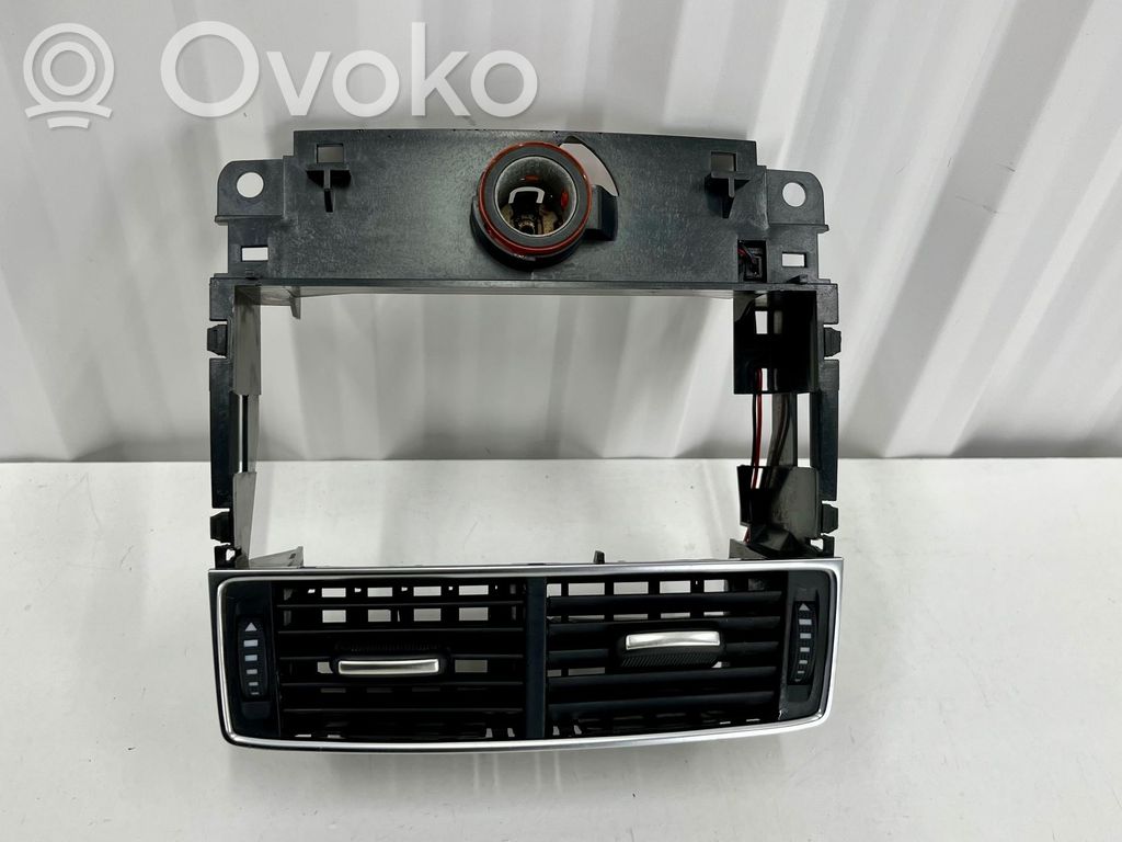Audi A8 S8 D3 4E Rejilla de ventilación trasera 