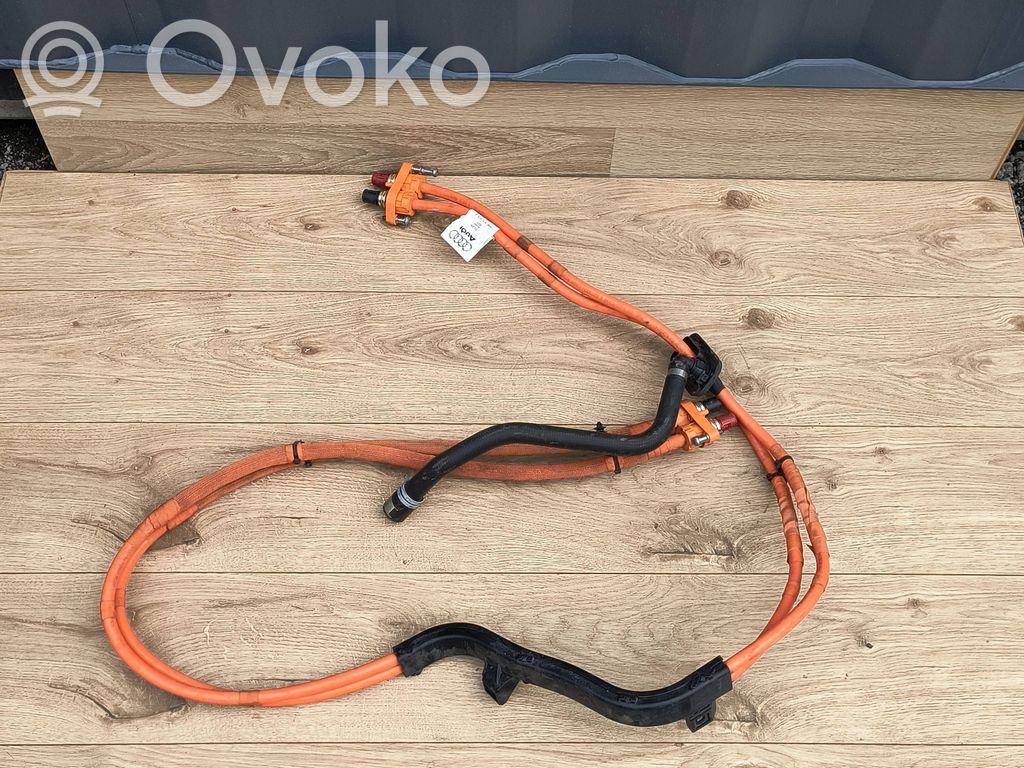Audi Q7 4M Kabel wysokiego napięcia 