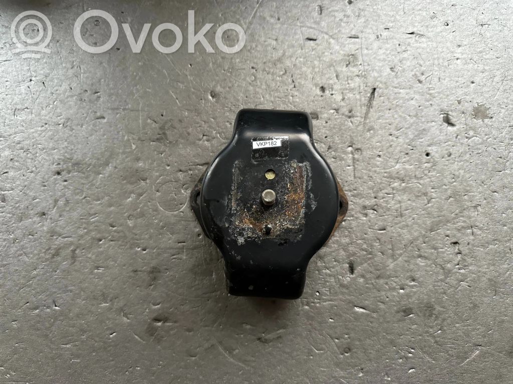 Mitsubishi Pajero Suport tampon motor 