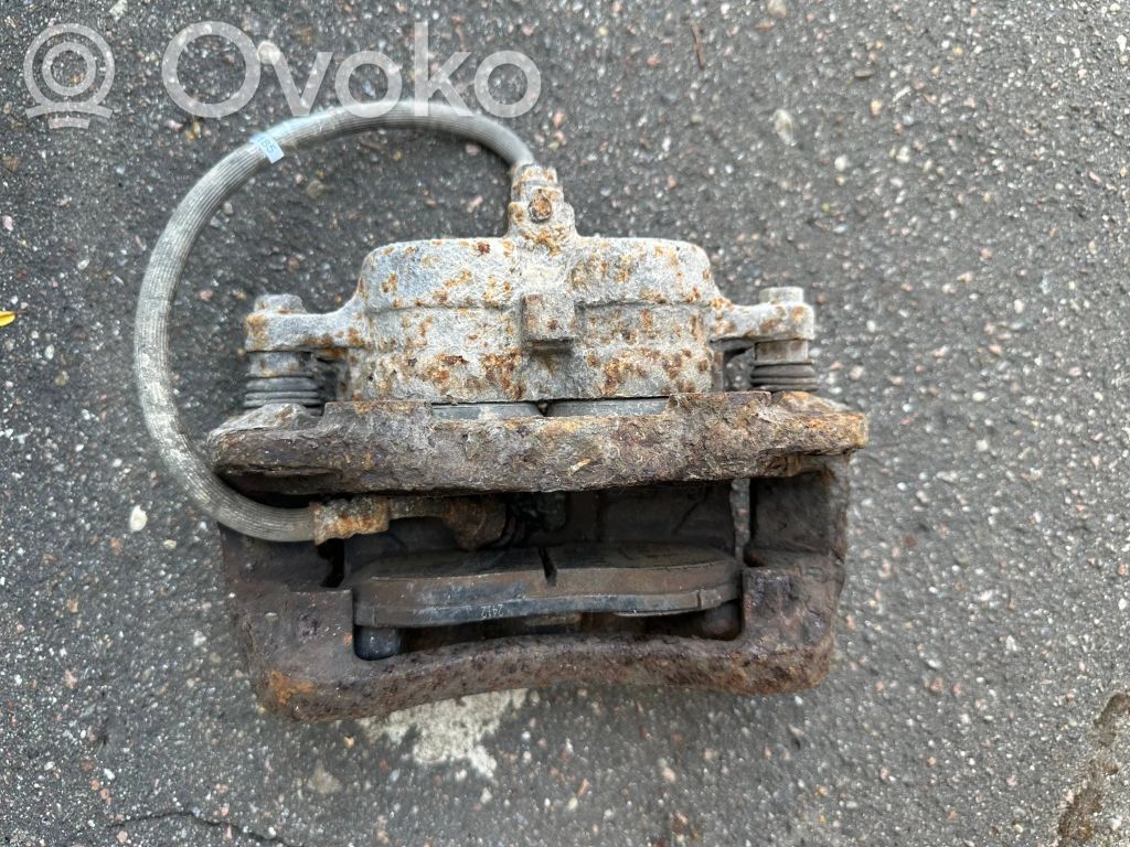 Nissan Terrano Etujarrusatula 