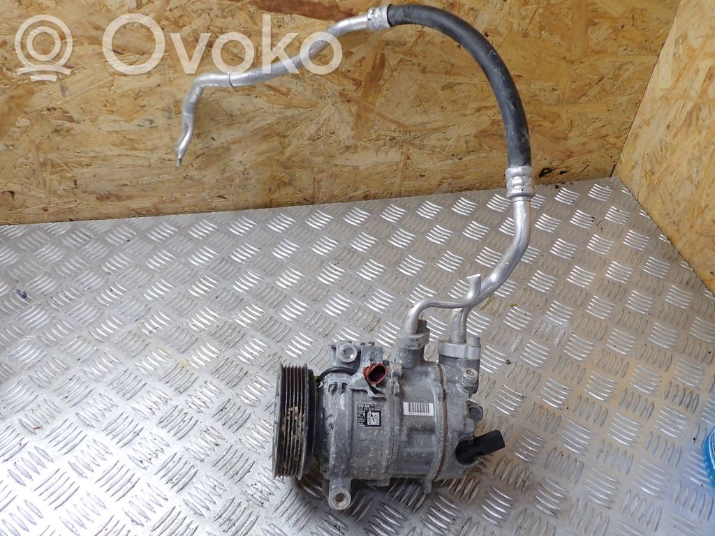 Skoda Octavia Mk4 Compressore aria condizionata (A/C) (pompa) 