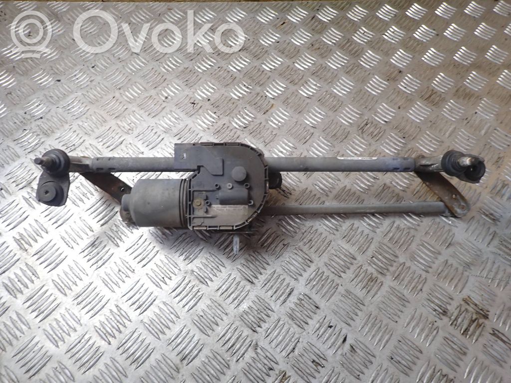 Volkswagen Scirocco Front wiper linkage and motor 