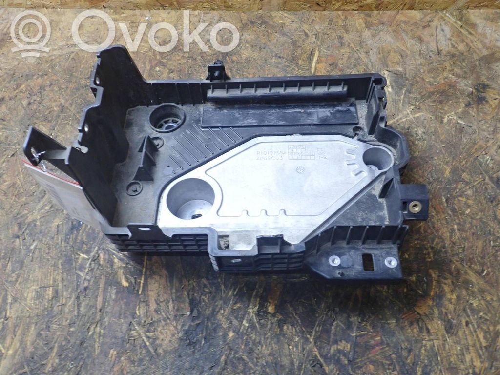 Renault Clio V Battery box tray 