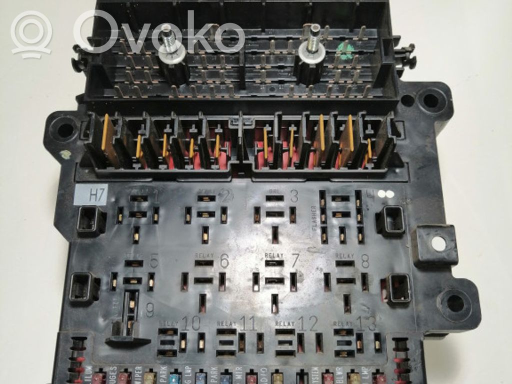 Chrysler Voyager Saugiklių dėžė (komplektas) 