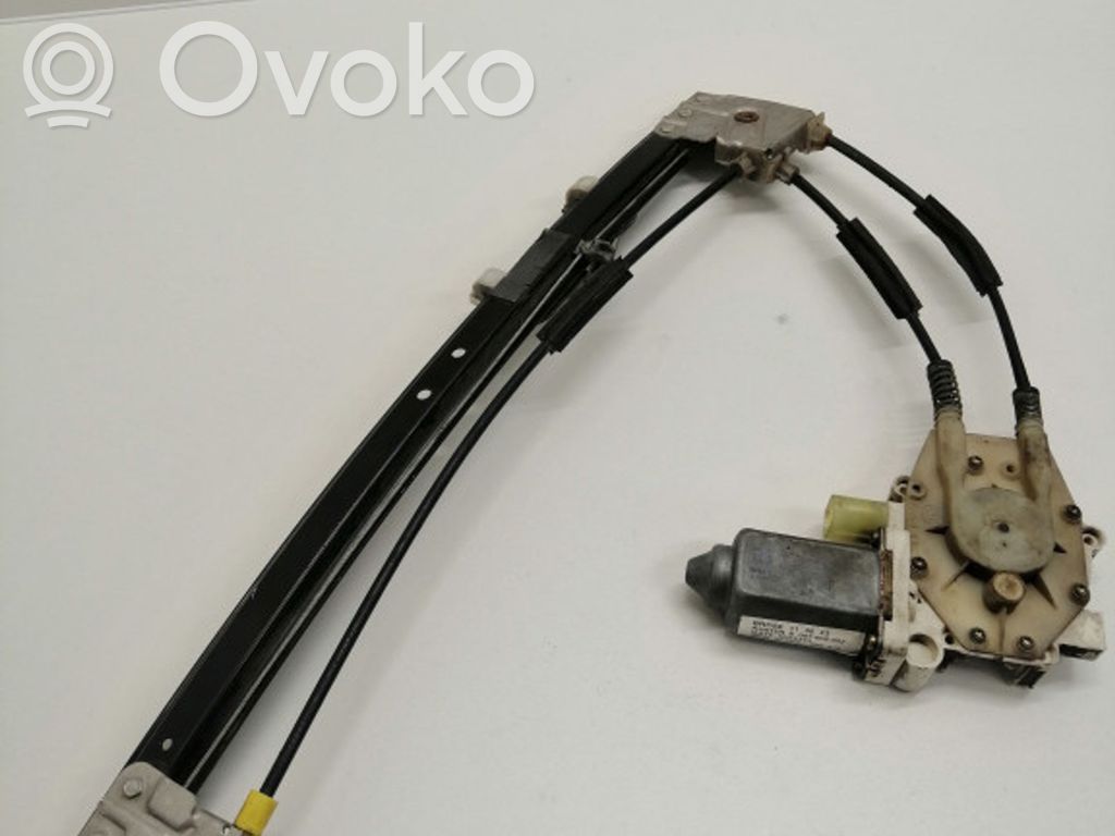 BMW 5 E39 Macara ușă față cu motor 