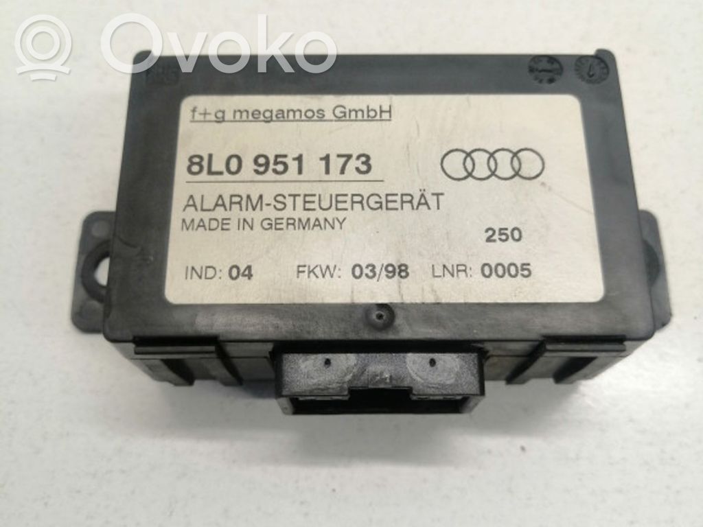 Audi A8 S8 D2 4D Alarm control unit/module 