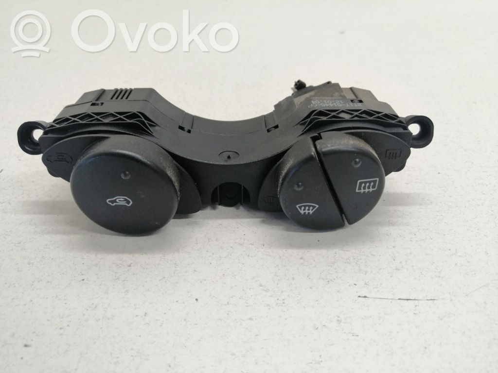Ford Transit -  Tourneo Connect Windscreen/window heater switch 