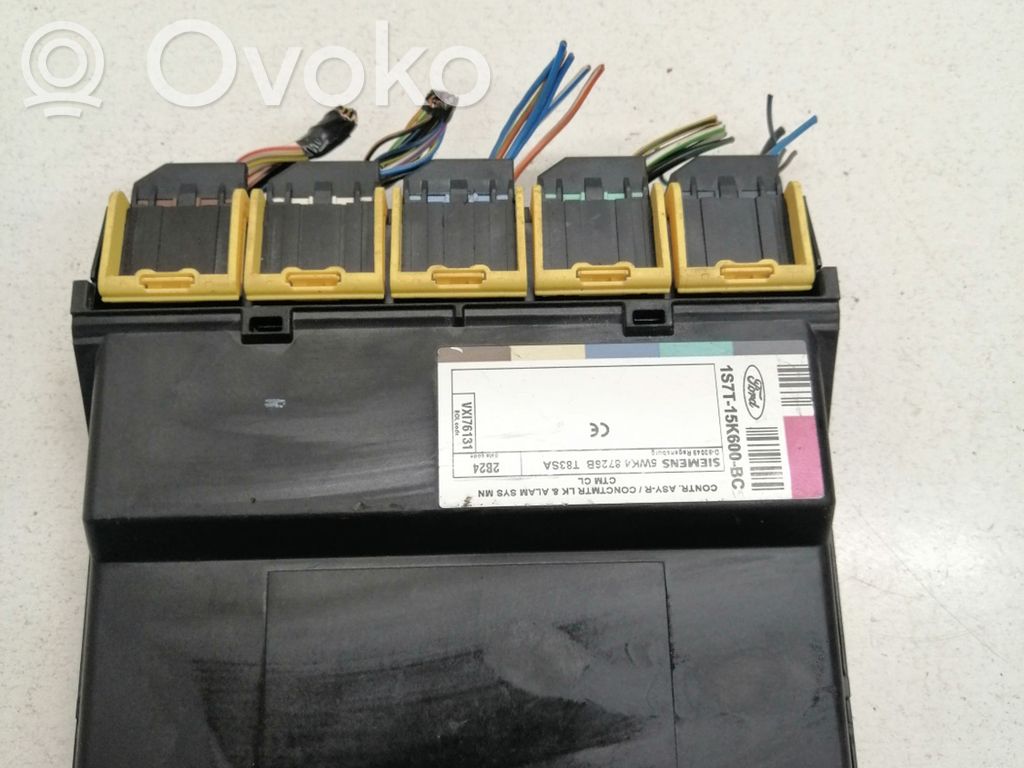 Ford Focus Comfort/convenience module 