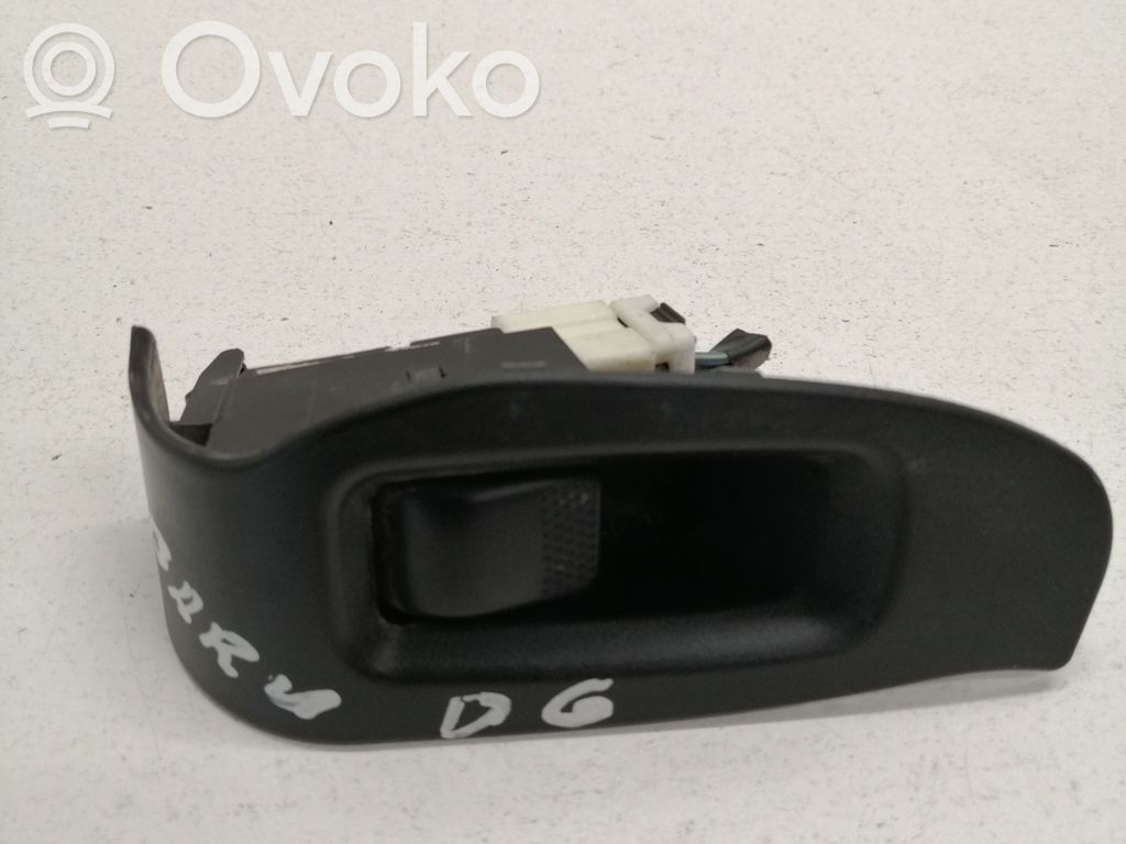 Subaru Legacy Electric window control switch 