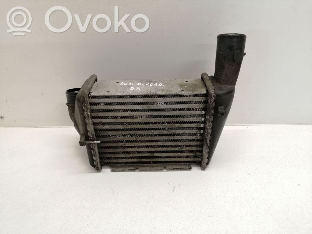 Audi A6 Allroad C5 Interkūlerio radiatorius 