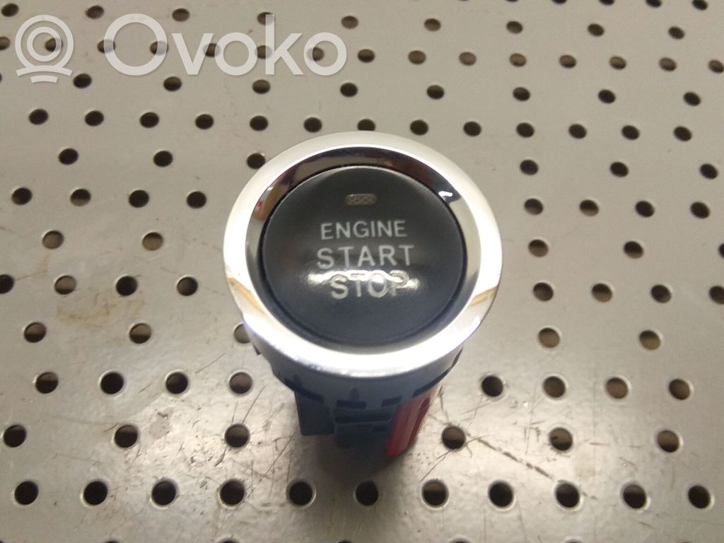 Toyota RAV 4 (XA30) Engine start stop button switch 