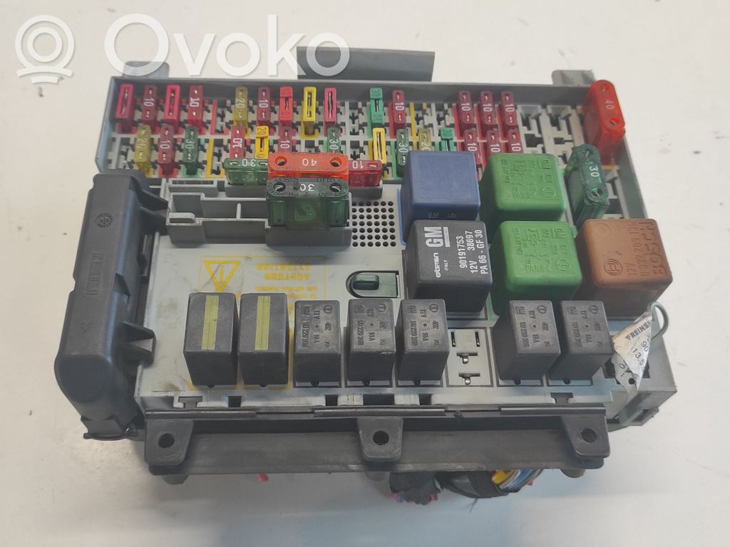 Opel Vectra B Fuse box set 