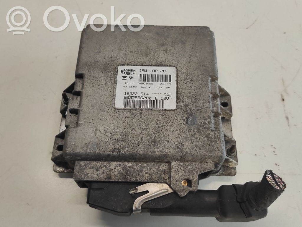Citroen Berlingo Engine control unit/module 