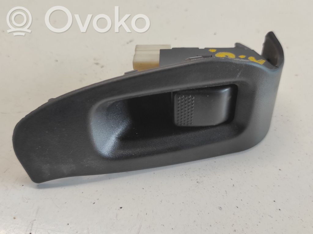 Subaru Legacy Electric window control switch 