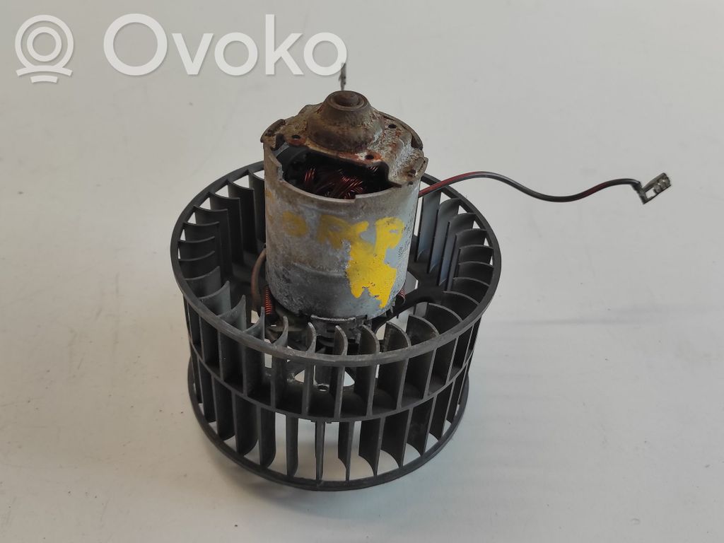 Opel Corsa B Pečiuko ventiliatorius/ putikas 