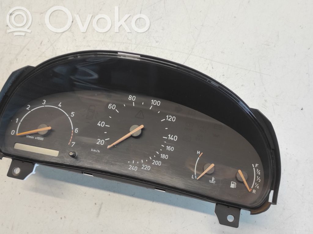 Saab 9-5 Speedometer (instrument cluster) 