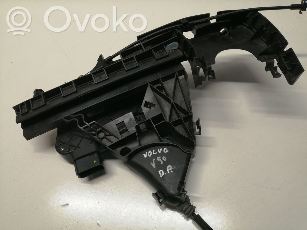 Volvo V50 Priekšpusē slēdzene 
