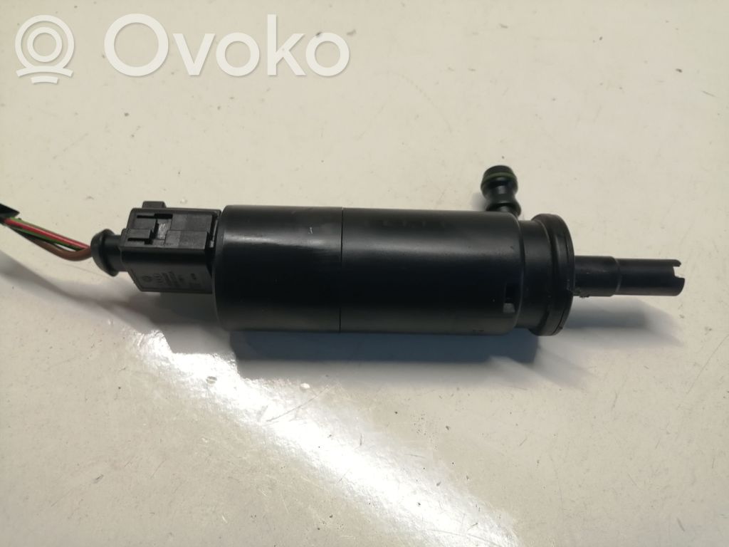 Skoda Octavia Mk2 (1Z) Pompa spryskiwacza lampy przedniej 